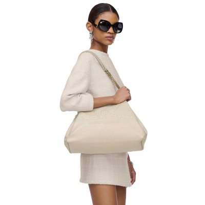 THE LARGE CHAIN SACK BAG